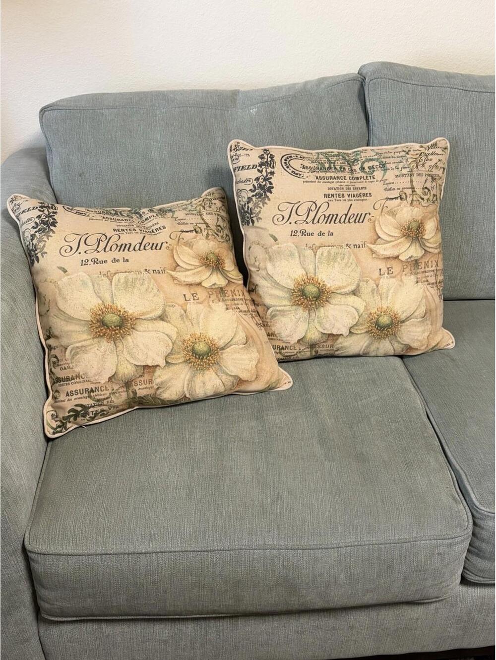 VTG French Country Magnolia Throw Pillows 17” Filled Zippered Piping Poly/Cott